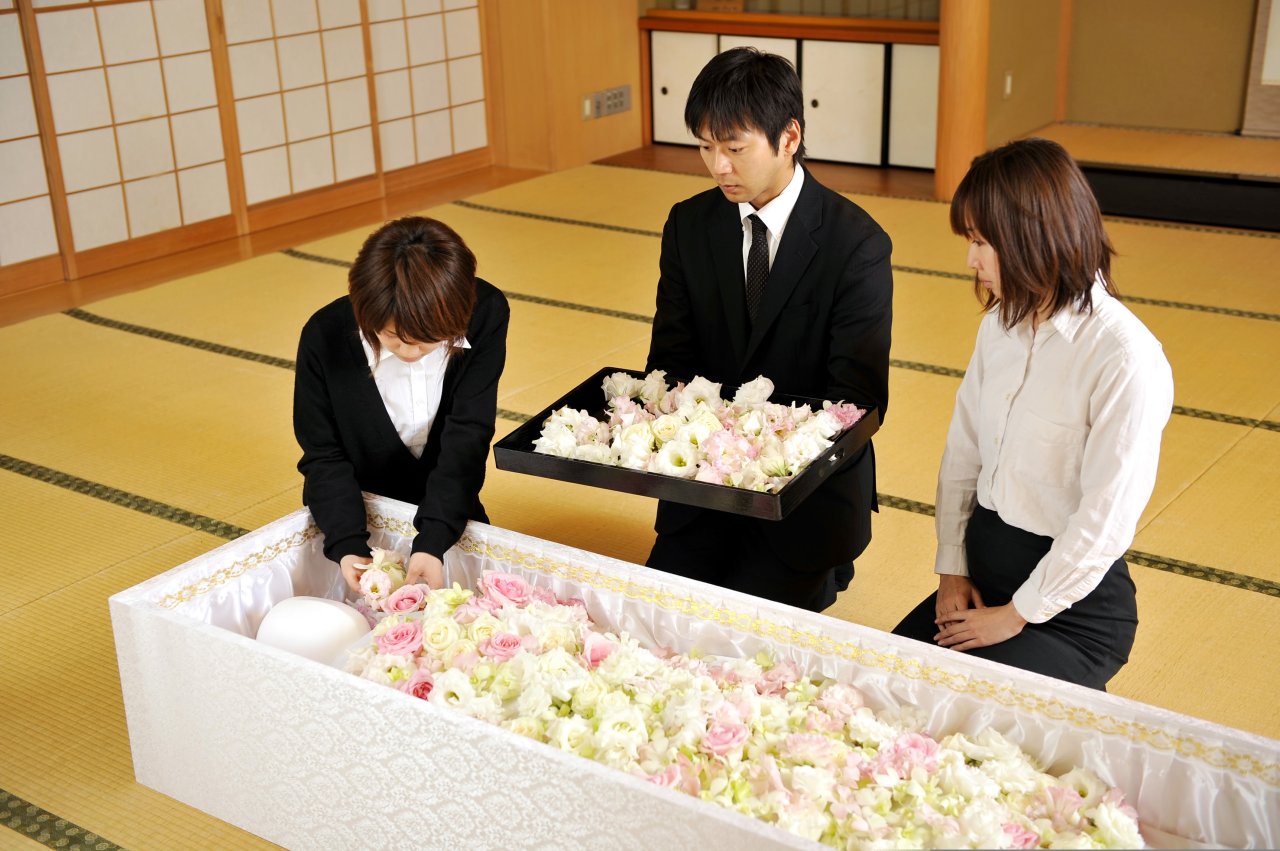 棺木、入殮